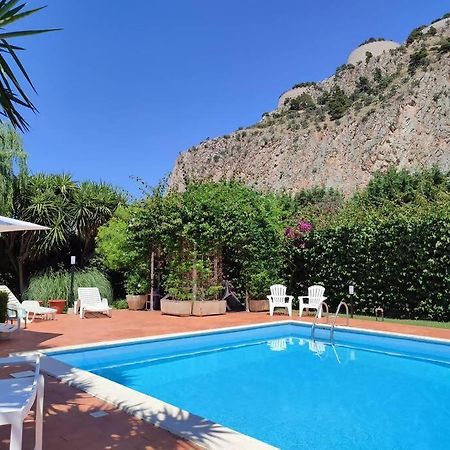 Da Nonna Cettina Appartamento In Villa Con Piscina Палермо Экстерьер фото